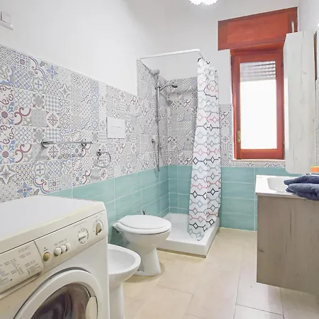2 Bedroom Stunning In Semesterbostad